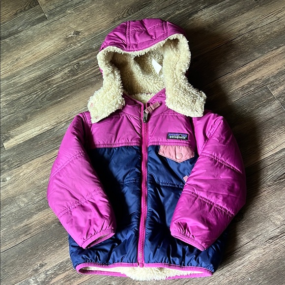 PATAGONIA: Reversible Tribbles Hoodie